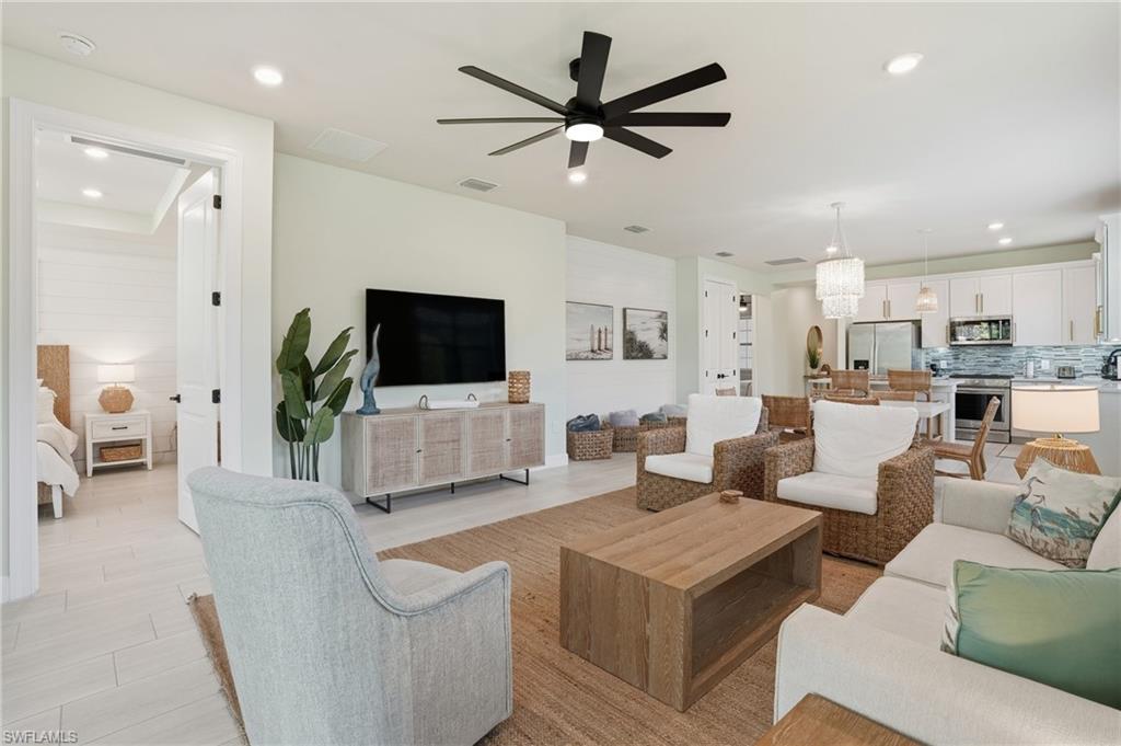 12330 Canal Grande DR