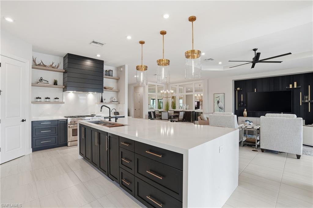 11591 Canal Grande DR