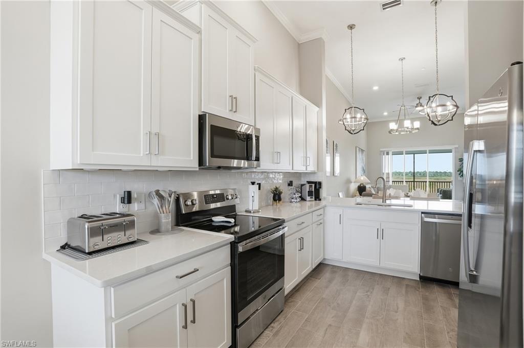 11851 Venetian Lagoon DR # 202