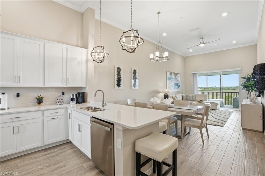 11851 Venetian Lagoon DR # 202