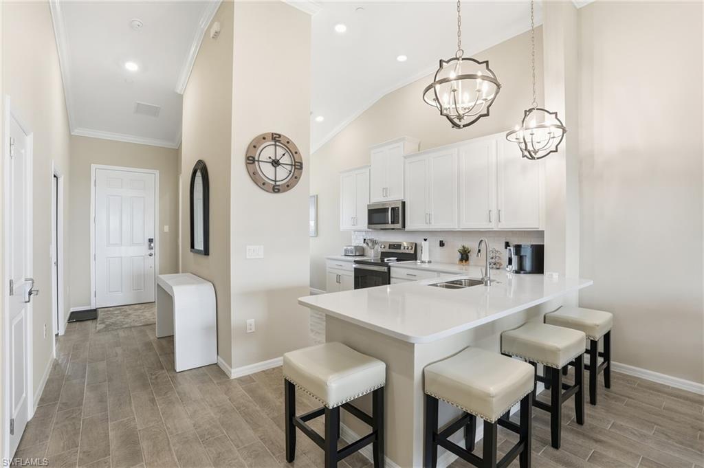 11851 Venetian Lagoon DR # 202