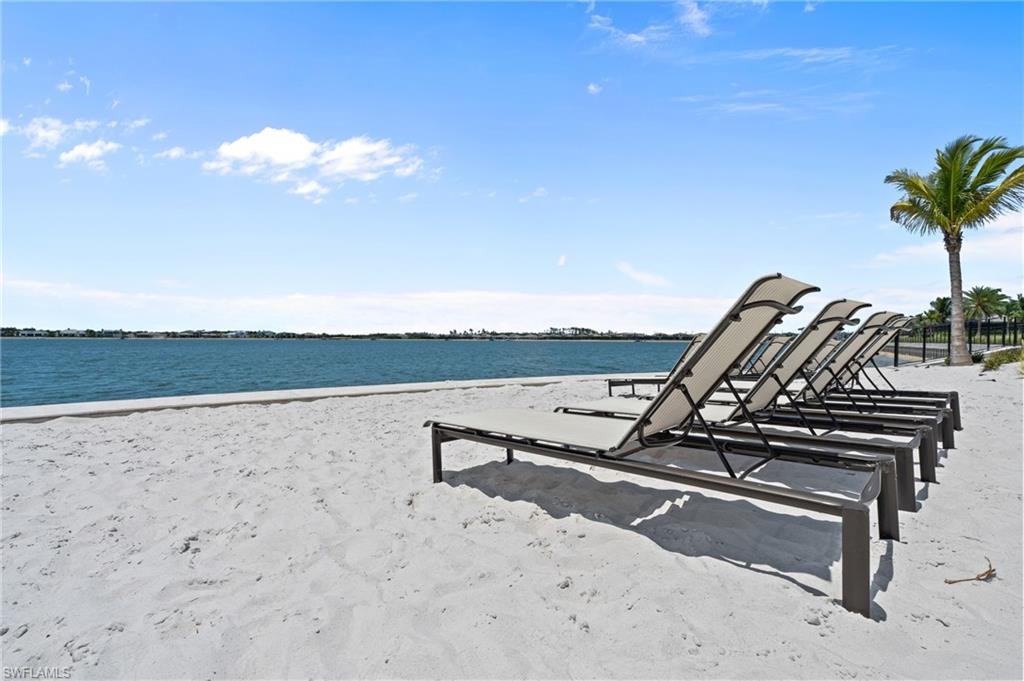 11801 Venetian Lagoon DR