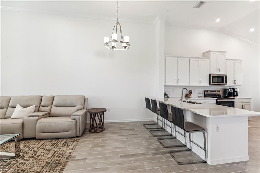 11801 Venetian Lagoon DR