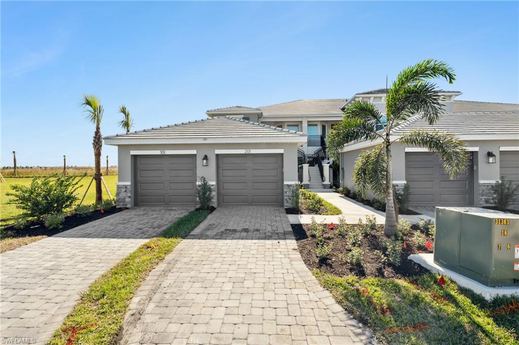 11801 Venetian Lagoon DR