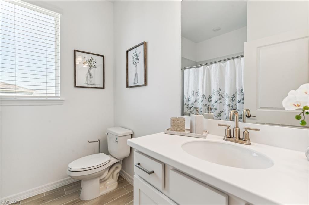 11801 Venetian Lagoon DR