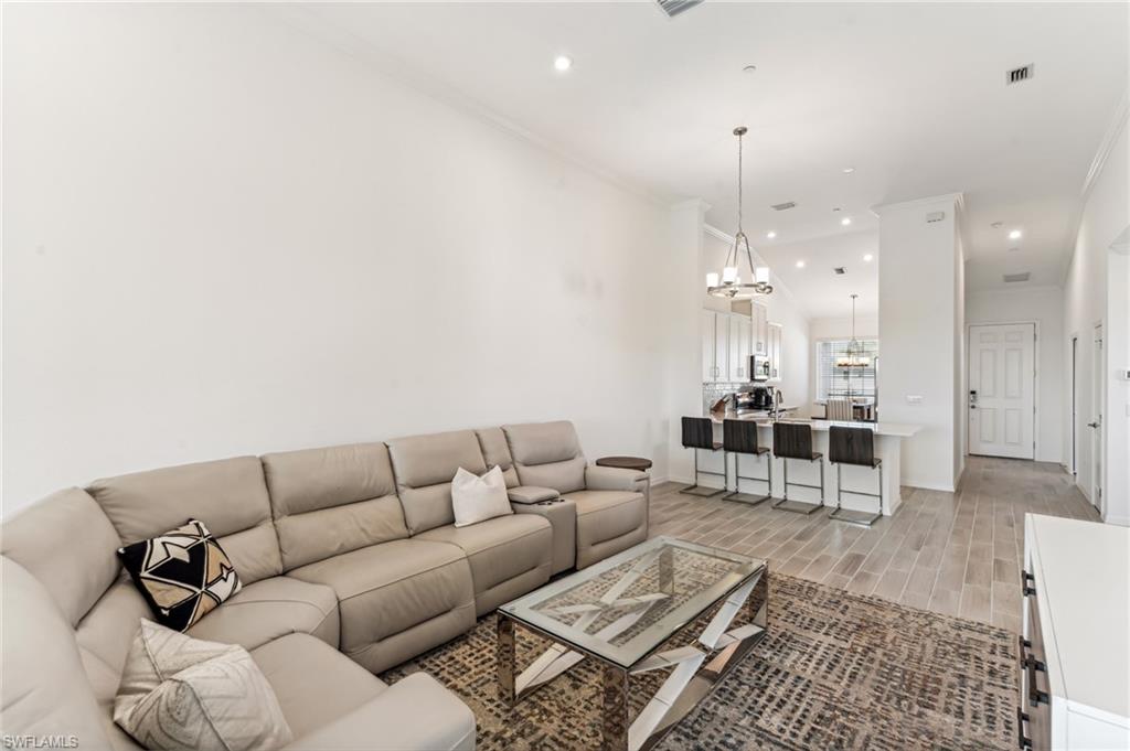 11801 Venetian Lagoon DR