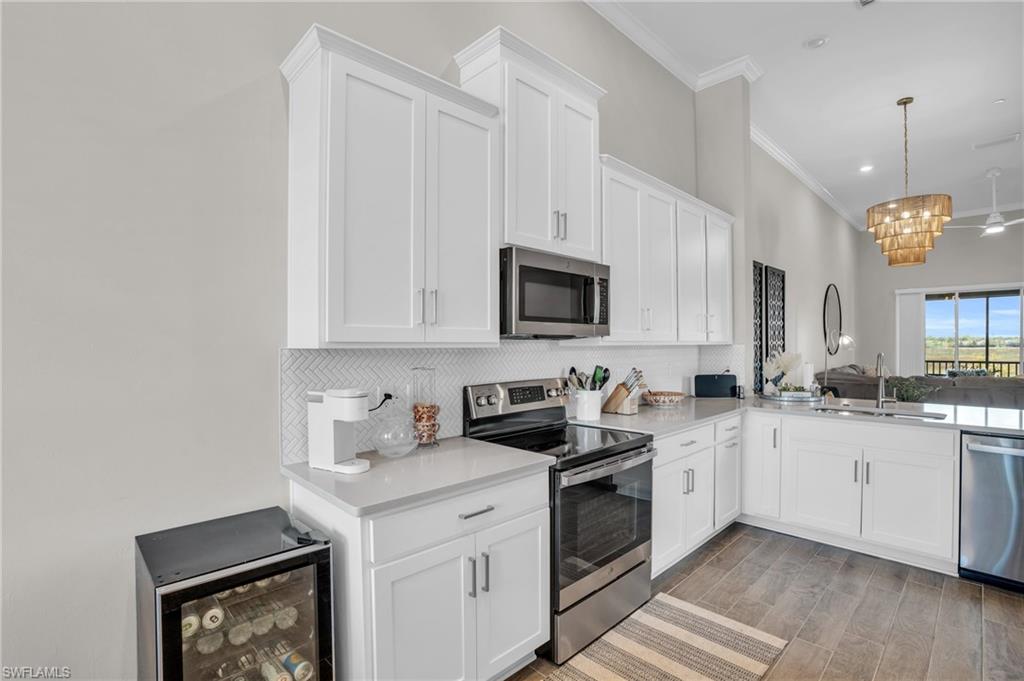 11841 Venetian Lagoon DR # 204