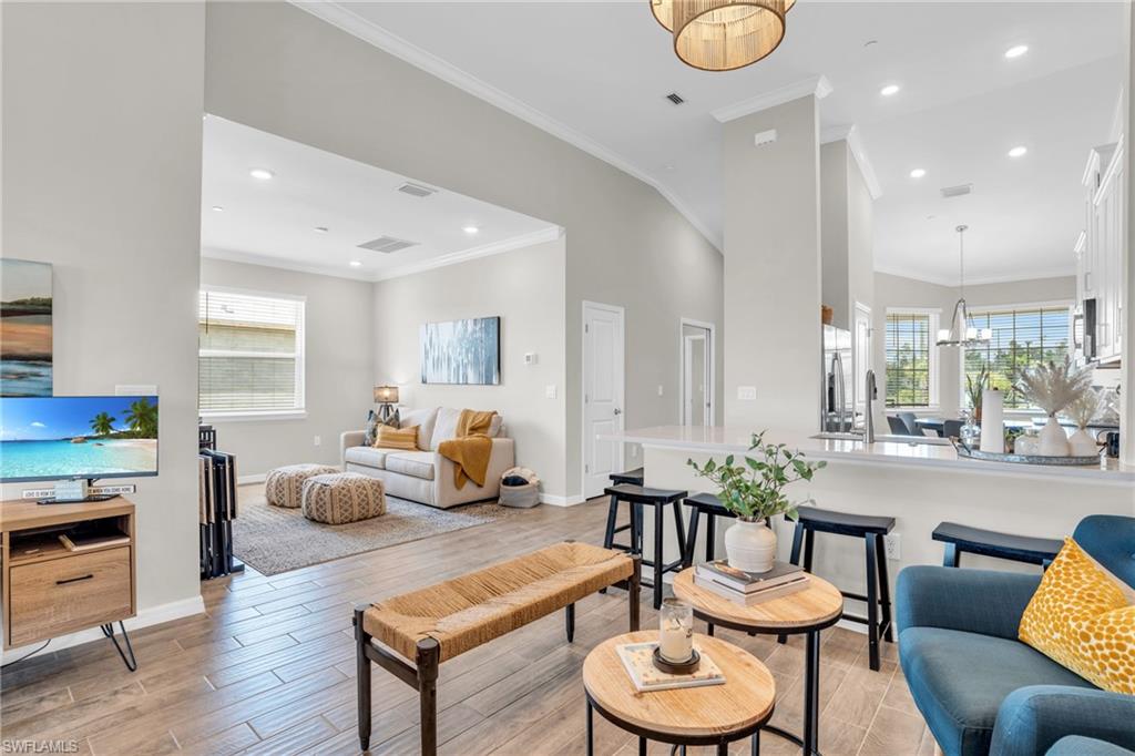 11841 Venetian Lagoon DR # 204