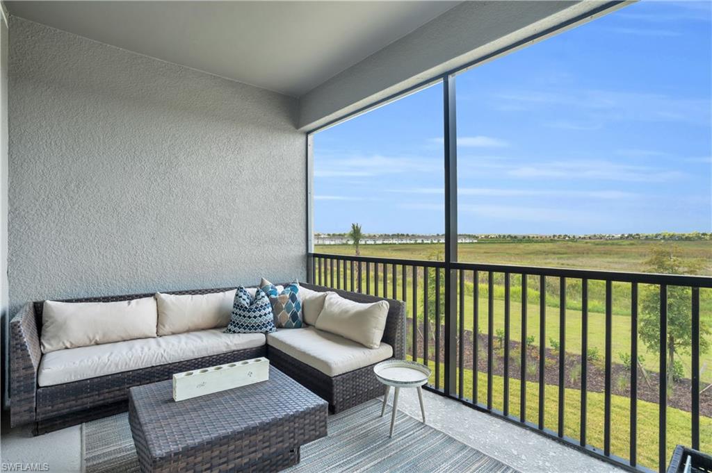 11841 Venetian Lagoon DR # 204