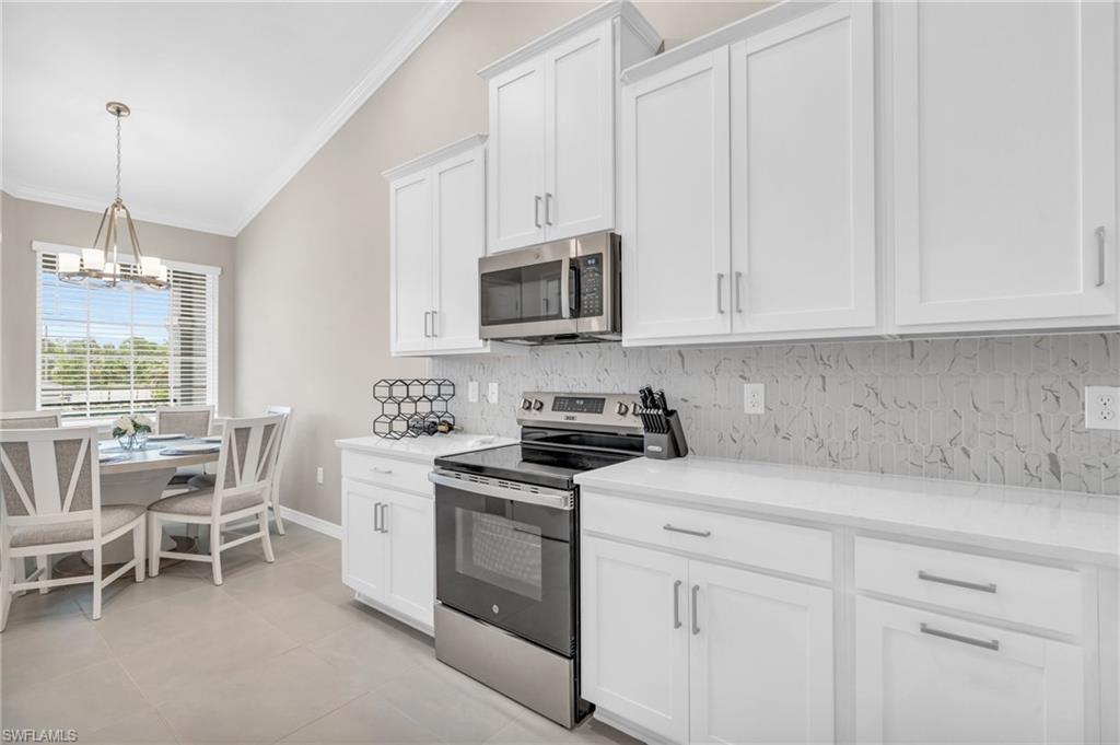 11811 Venetian Lagoon DR # 202