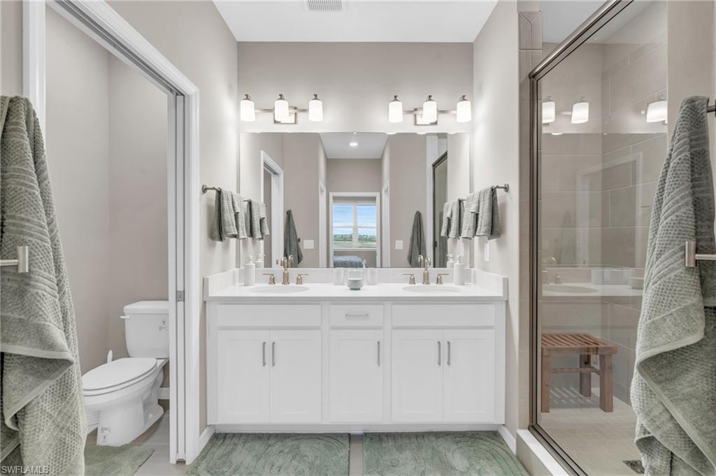 11811 Venetian Lagoon DR # 202