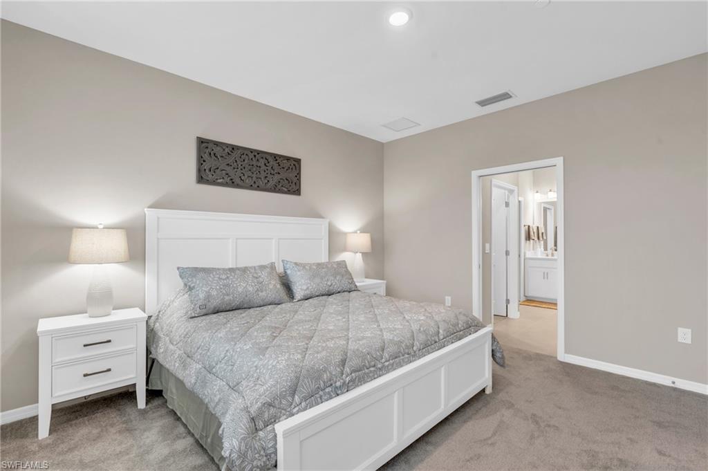 11811 Venetian Lagoon DR # 202