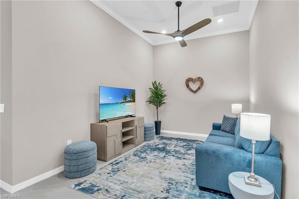 11811 Venetian Lagoon DR # 202