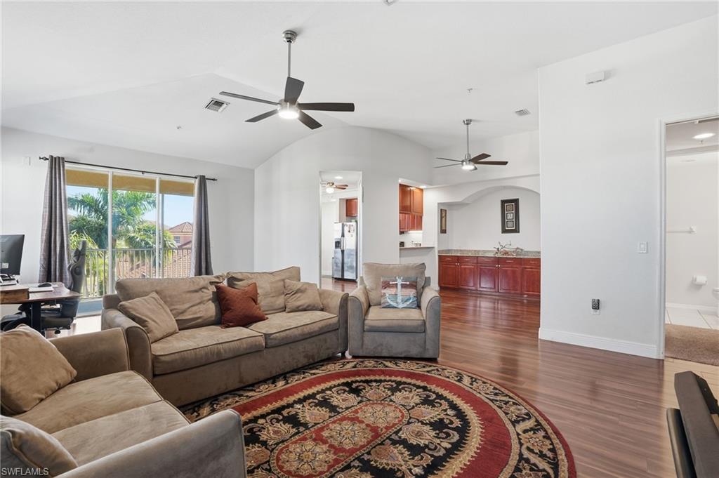 1121 Van Loon Commons CIR # 301