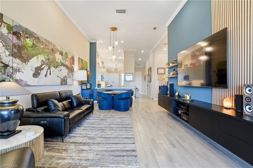 11861 Venetian Lagoon DR # 203