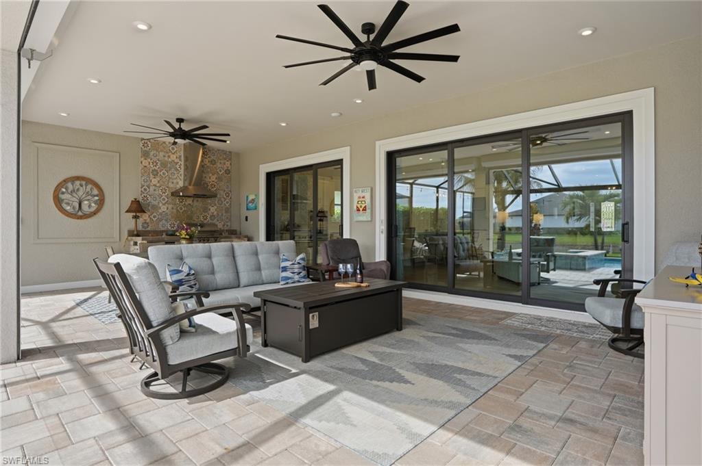 11161 Canal Grande DR
