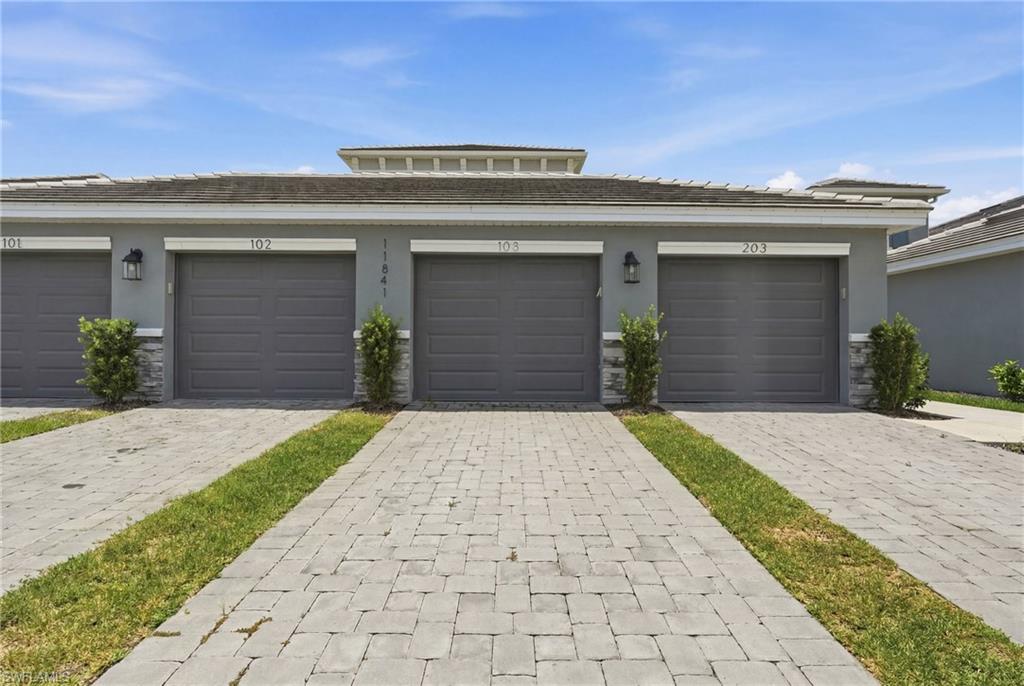 11841 Venetian Lagoon DR