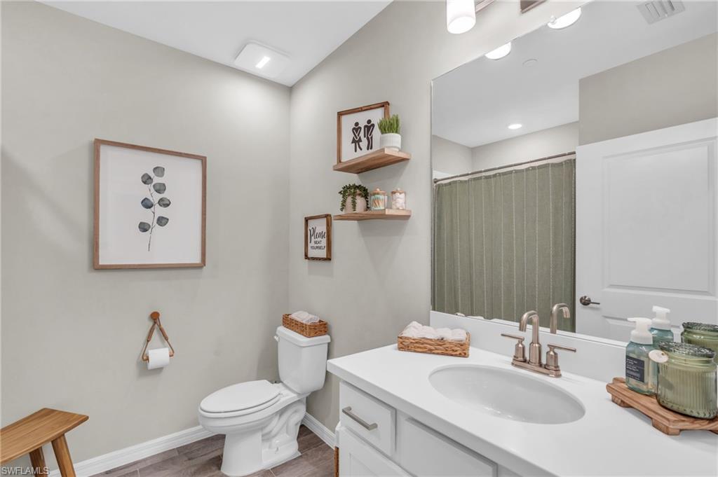 11771 Venetian Lagoon DR 103