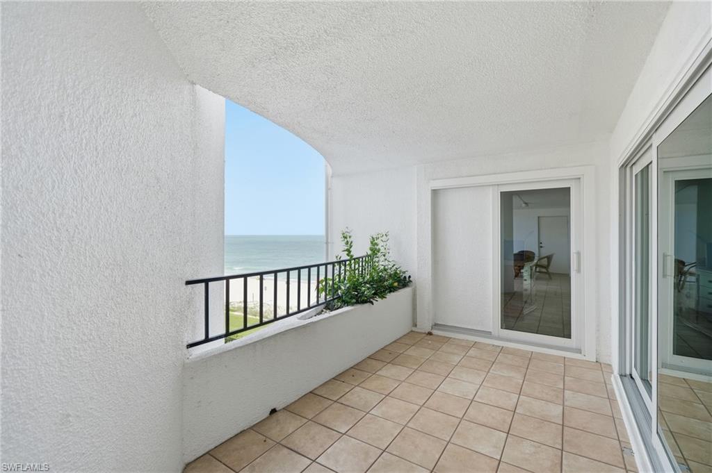3951 Gulf Shore BLVD N 302