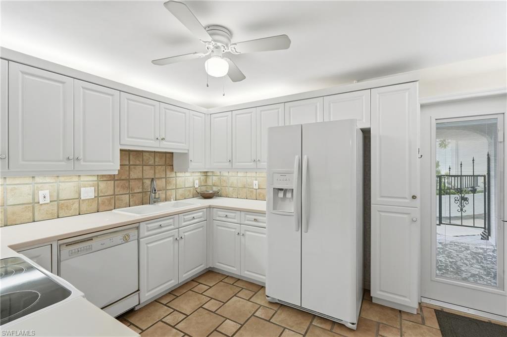 3951 Gulf Shore BLVD N 302