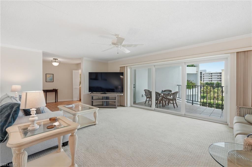 3951 Gulf Shore BLVD N 302