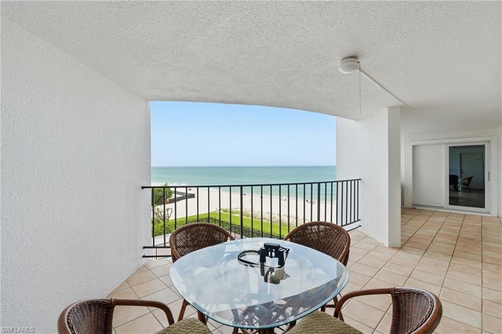 3951 Gulf Shore BLVD N 302
