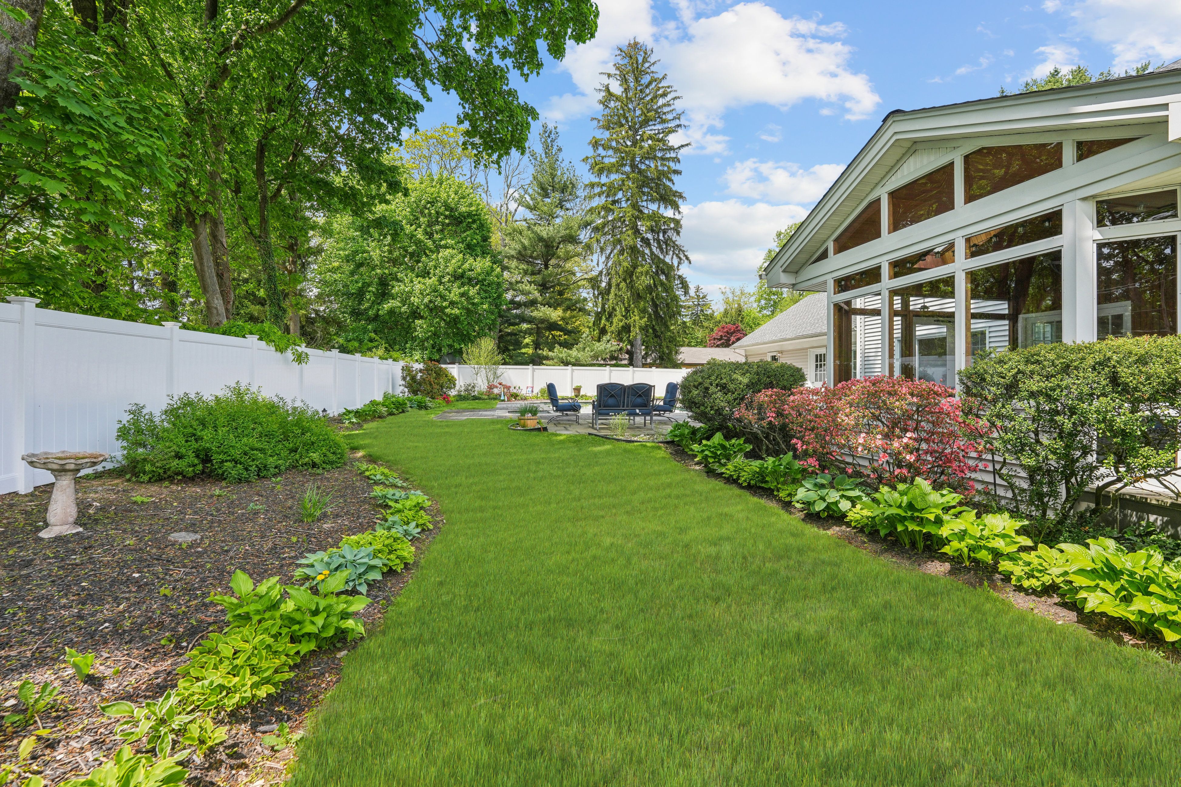 8 Harvey Drive 