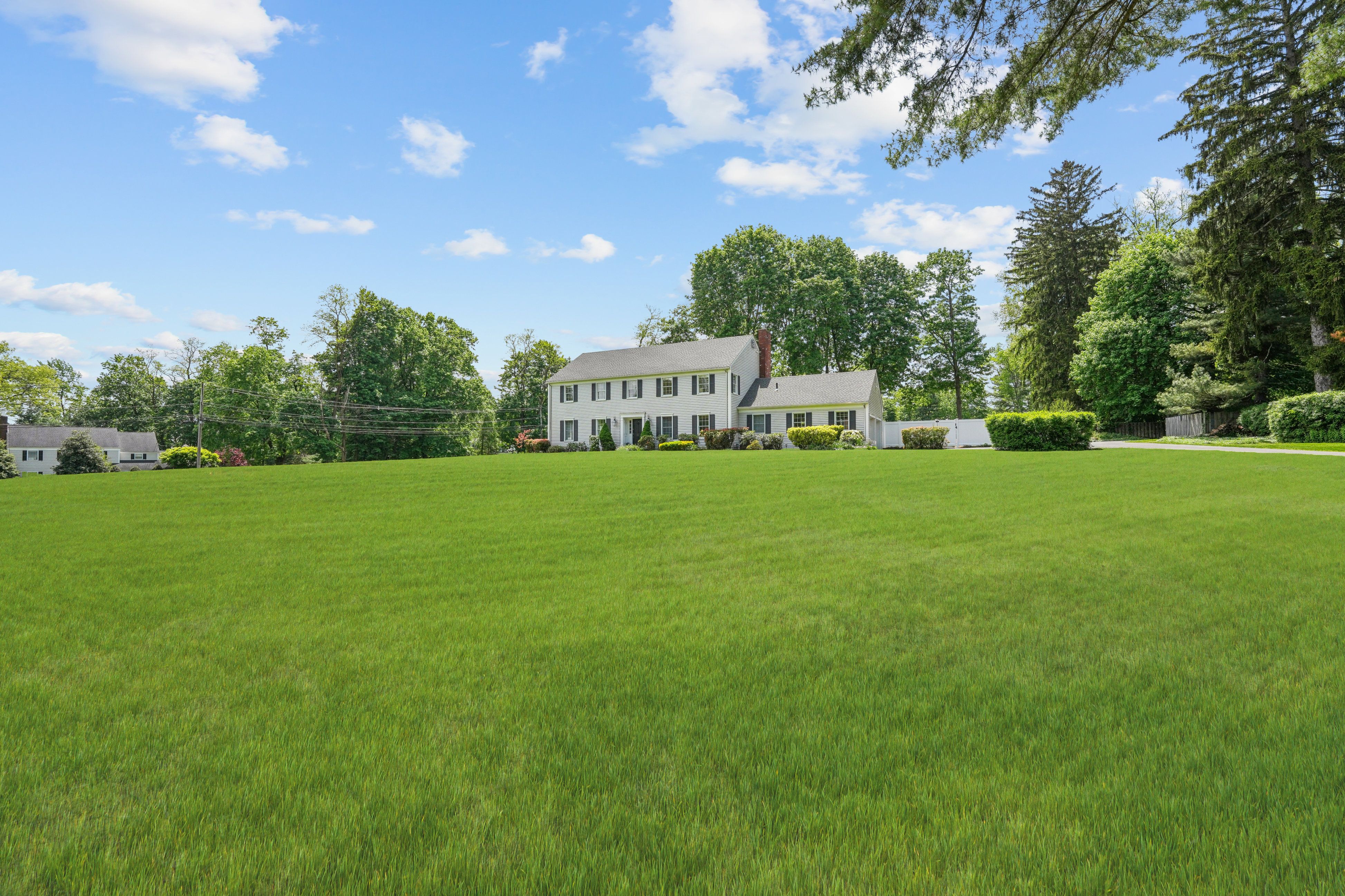 8 Harvey Drive 