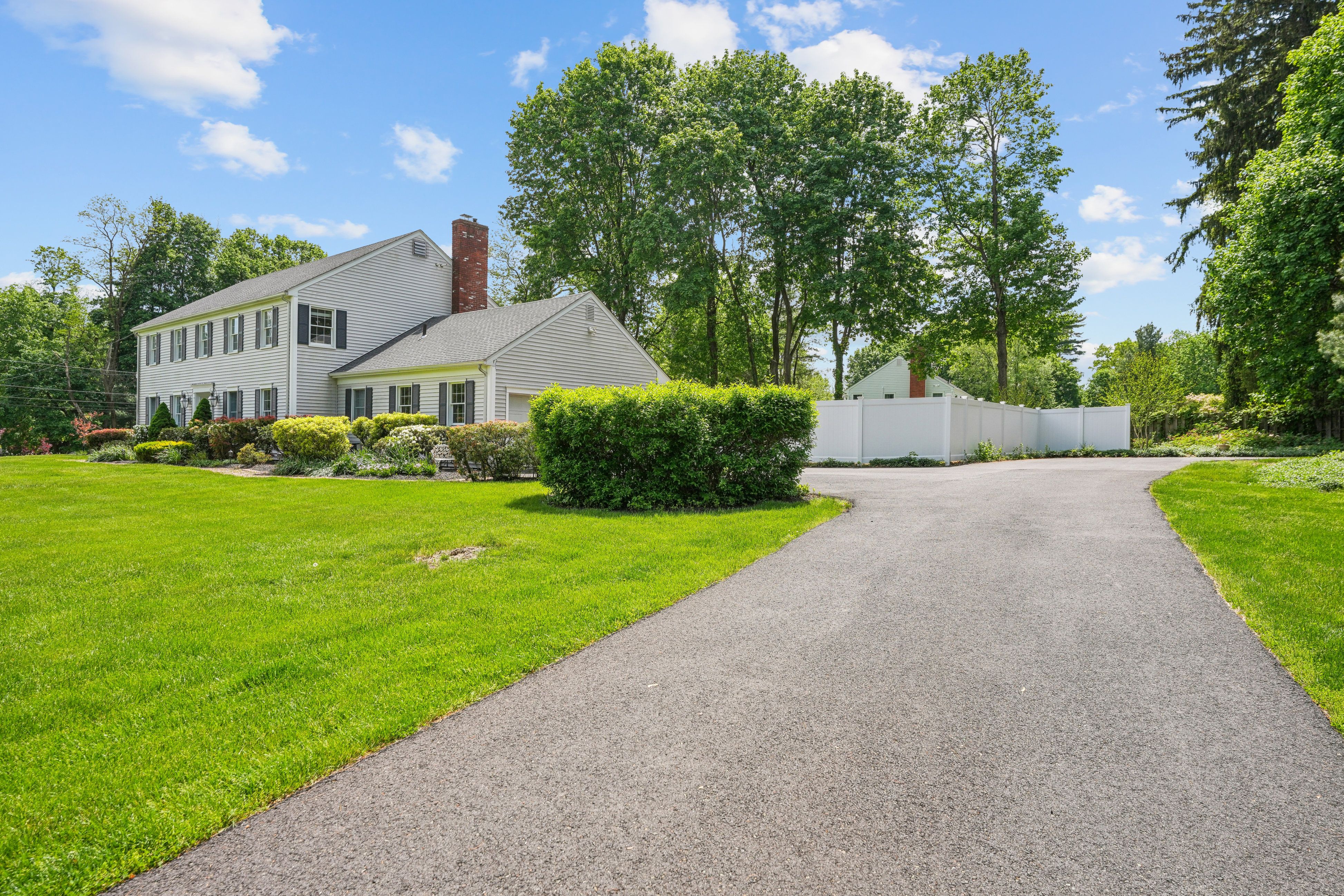 8 Harvey Drive 