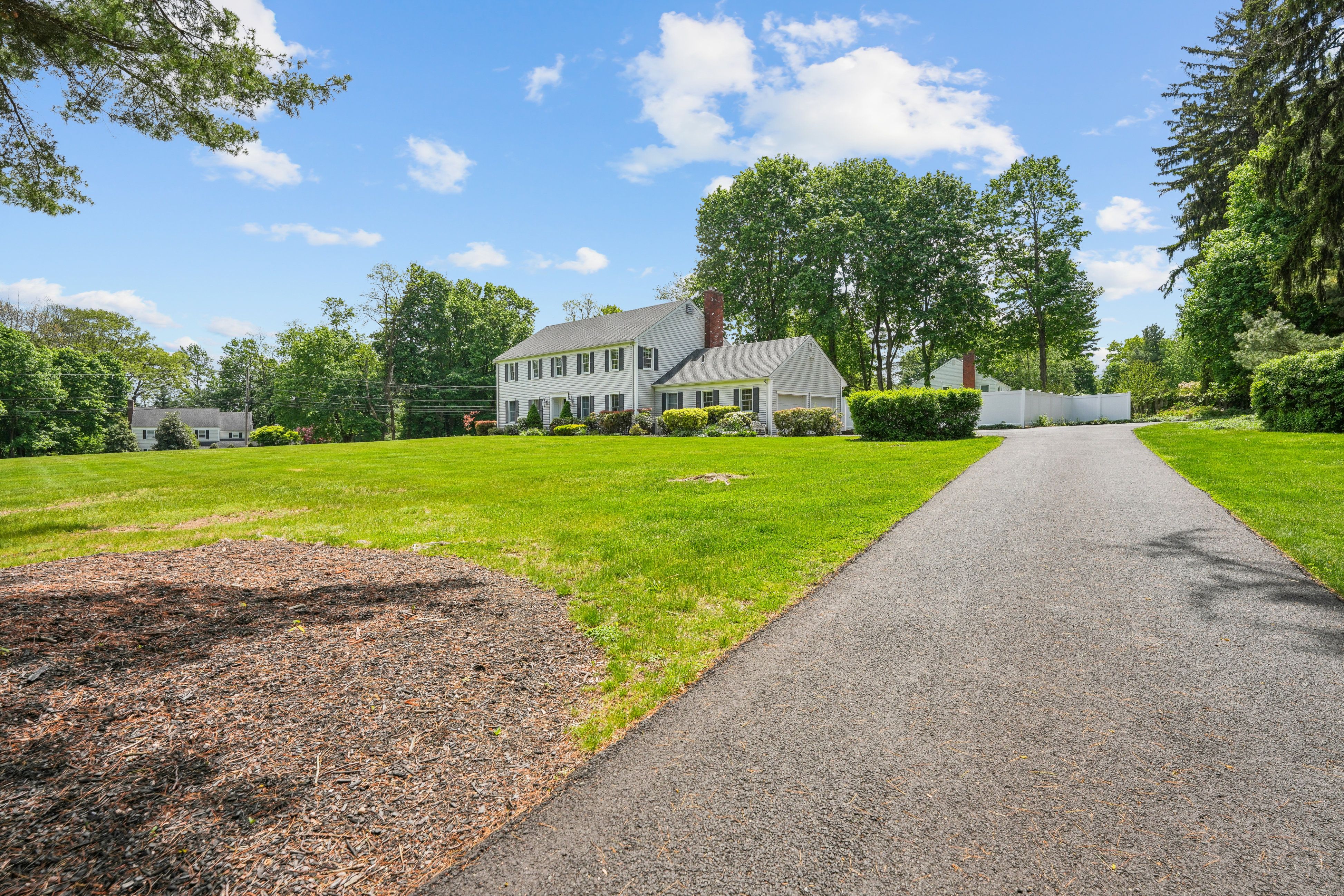 8 Harvey Drive 