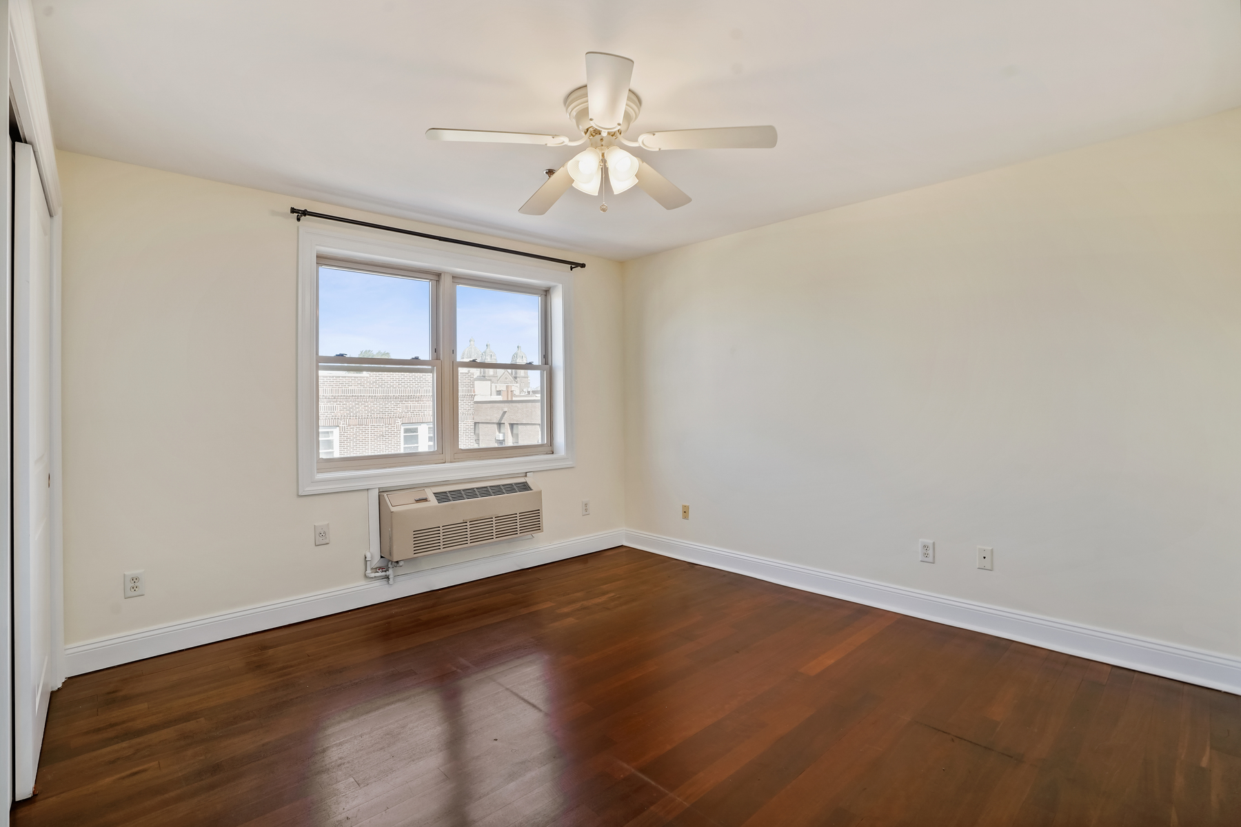 1720 New York Avenue, Unit 403