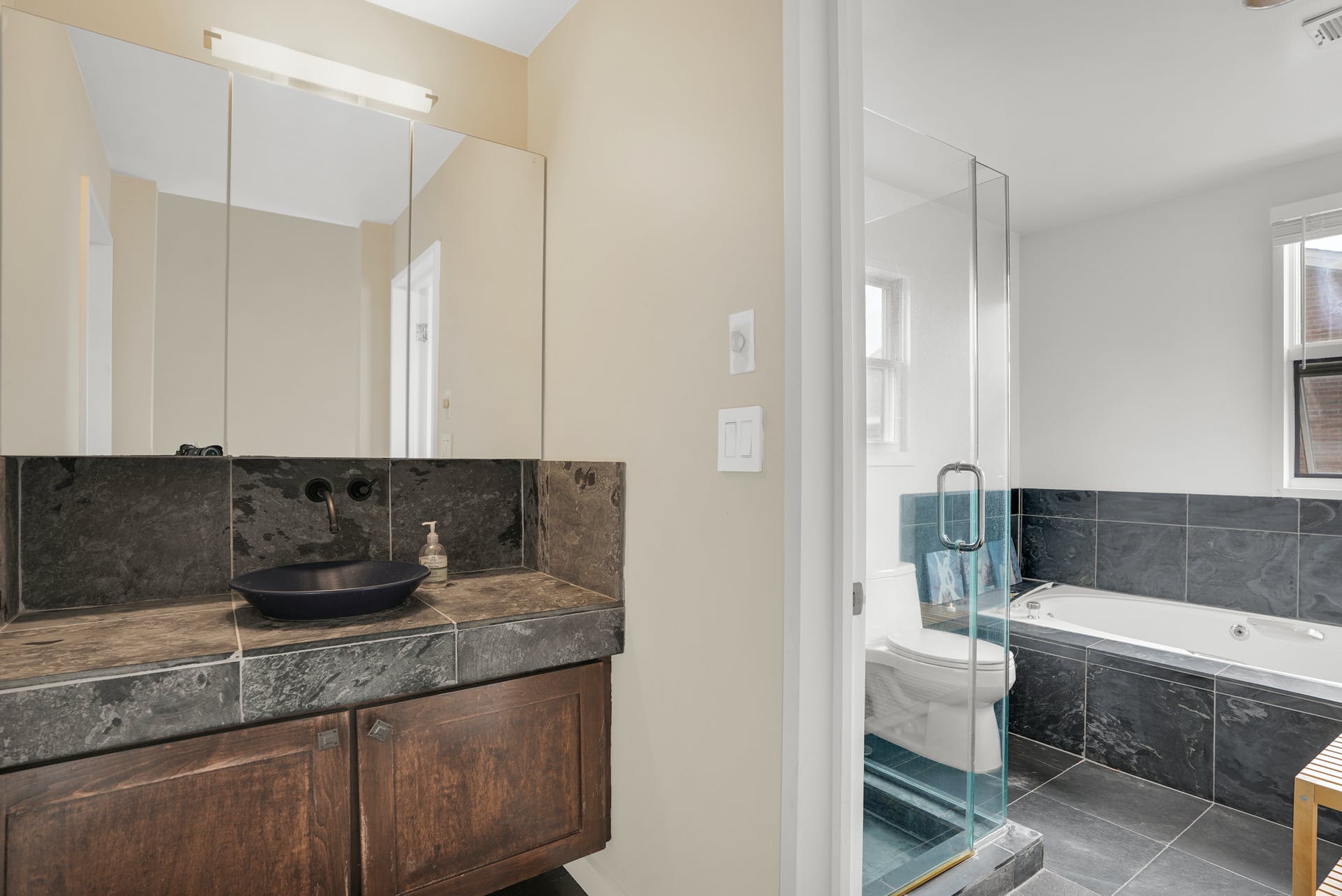 15 Grand Cove Way