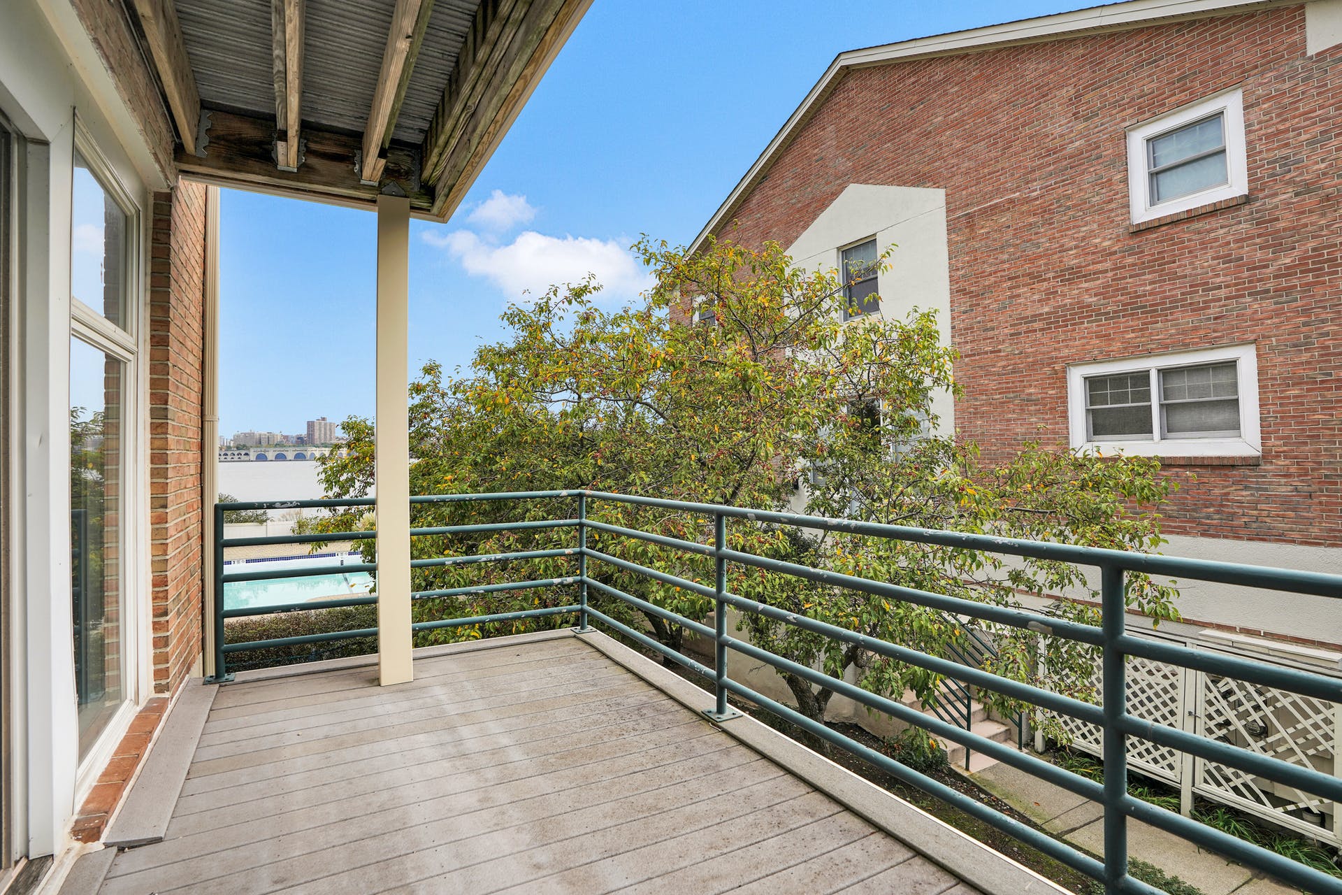 15 Grand Cove Way