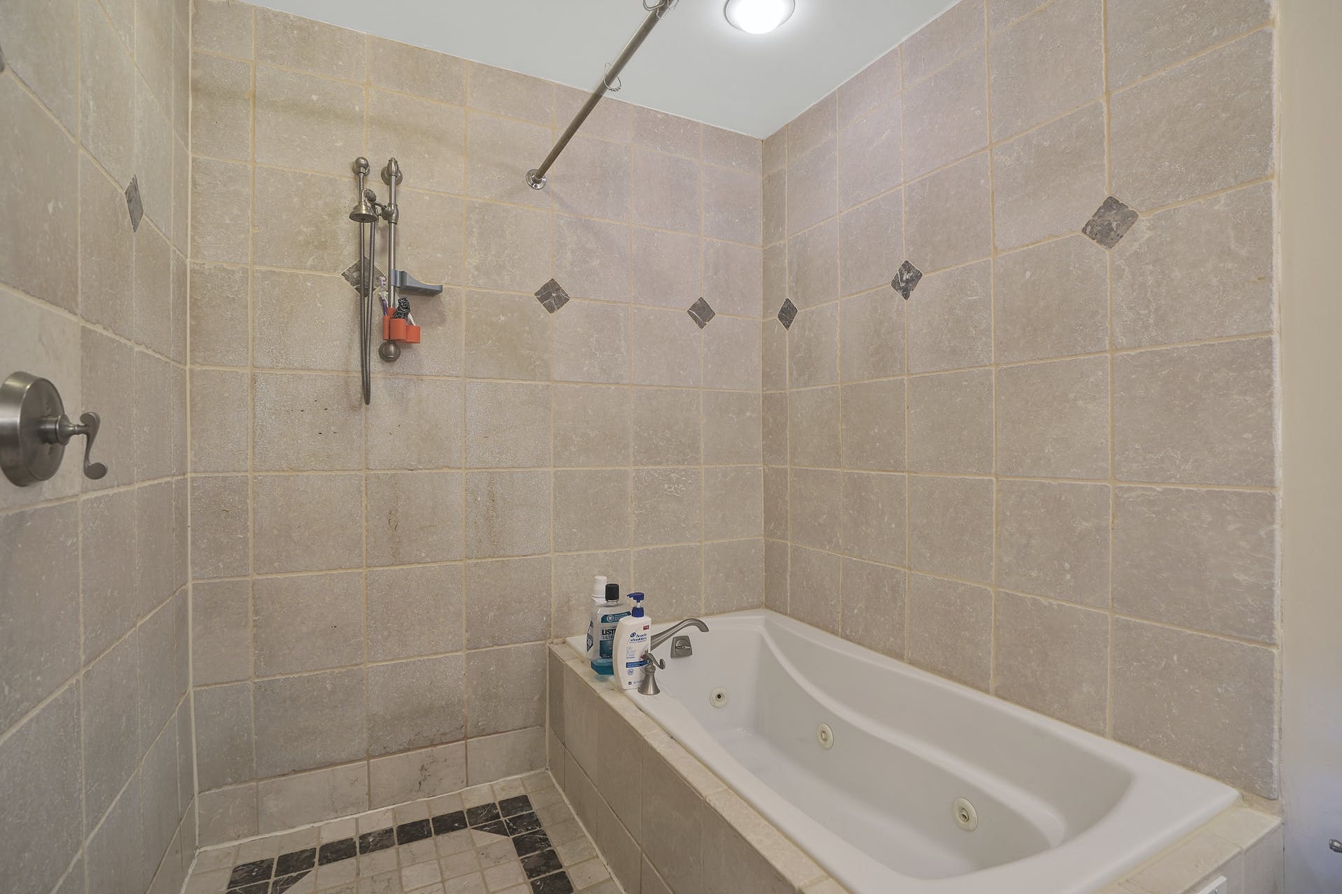 174 Washington St.  #2H