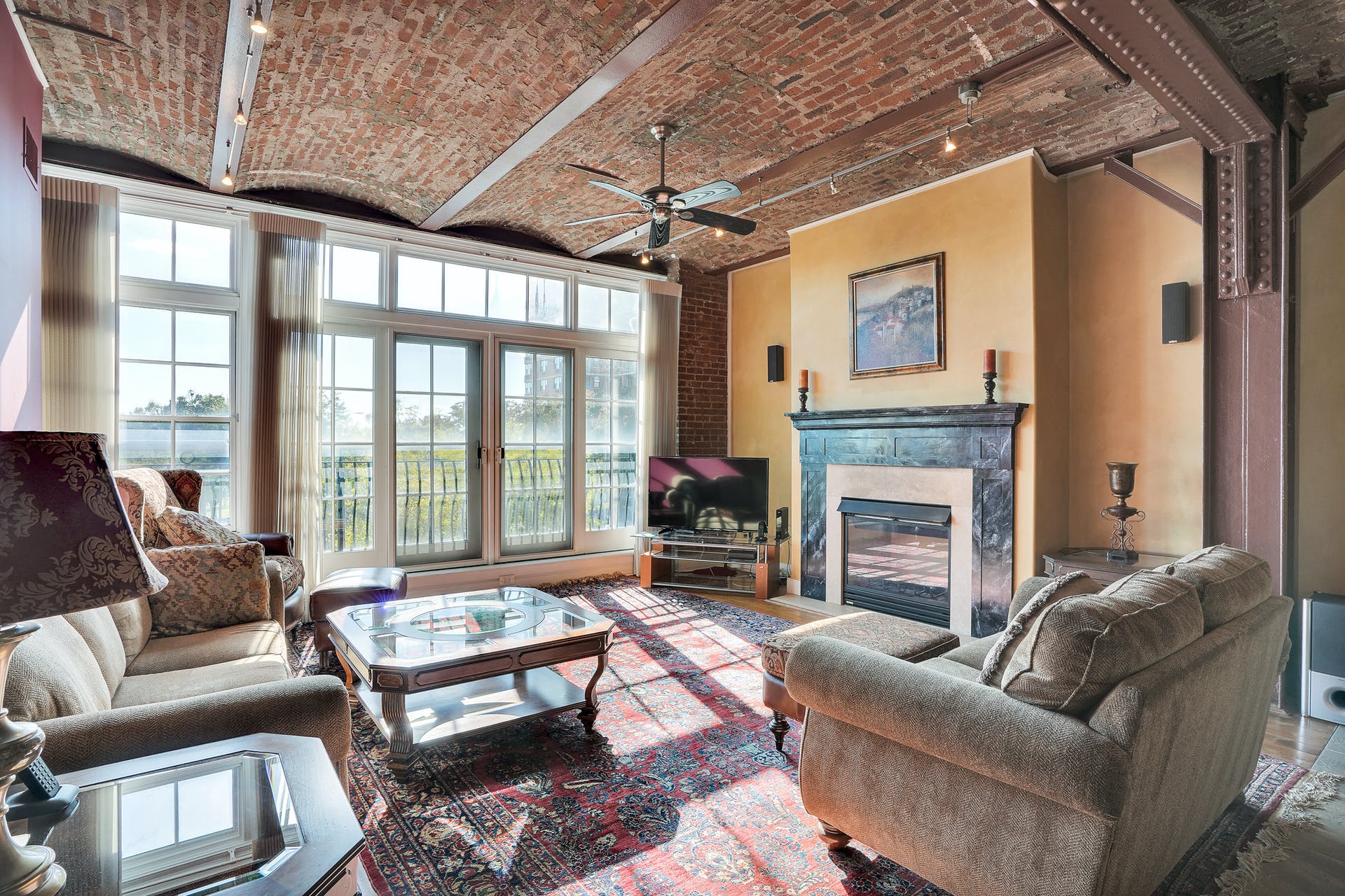 174 Washington St.  #2H