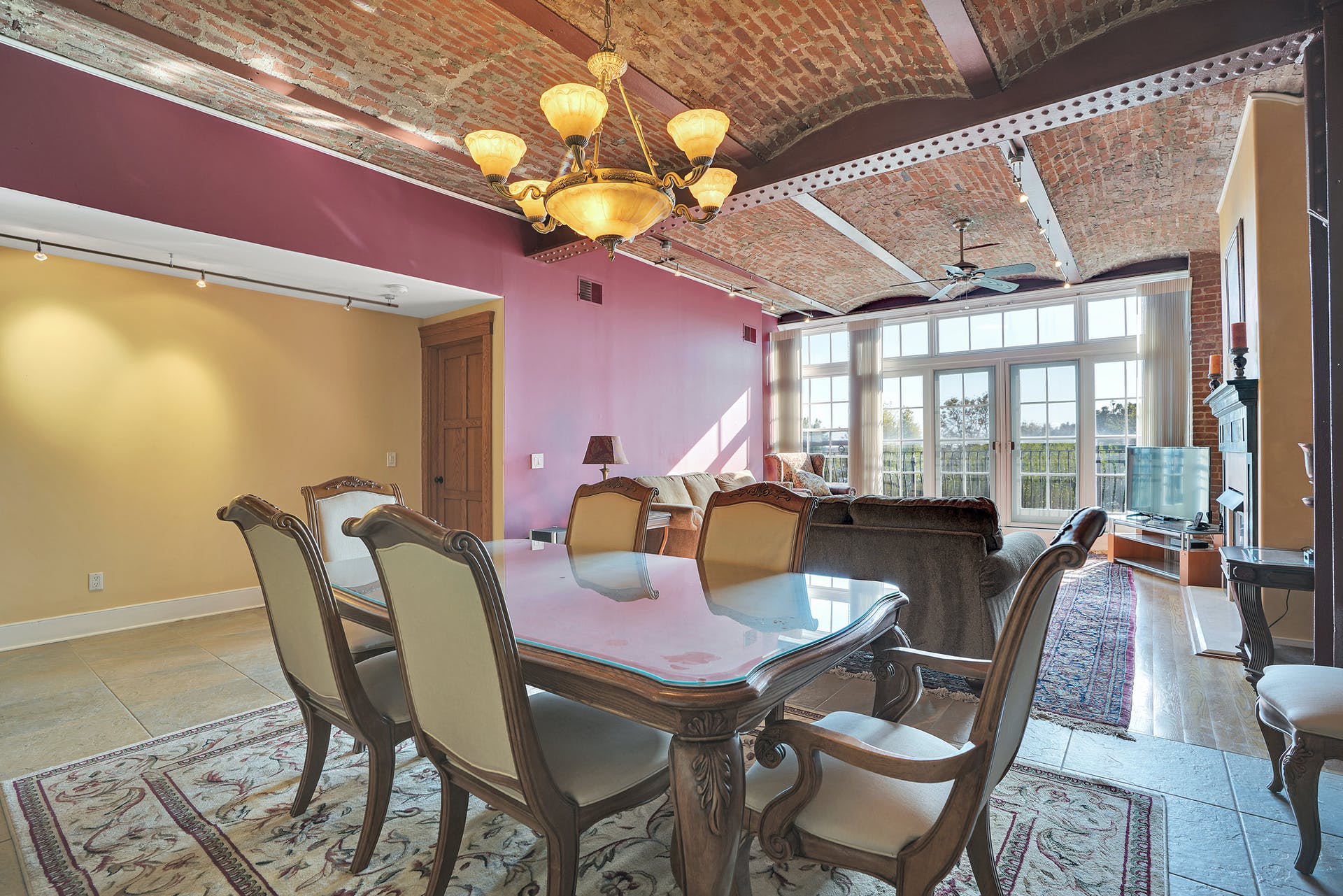 174 Washington St.  #2H