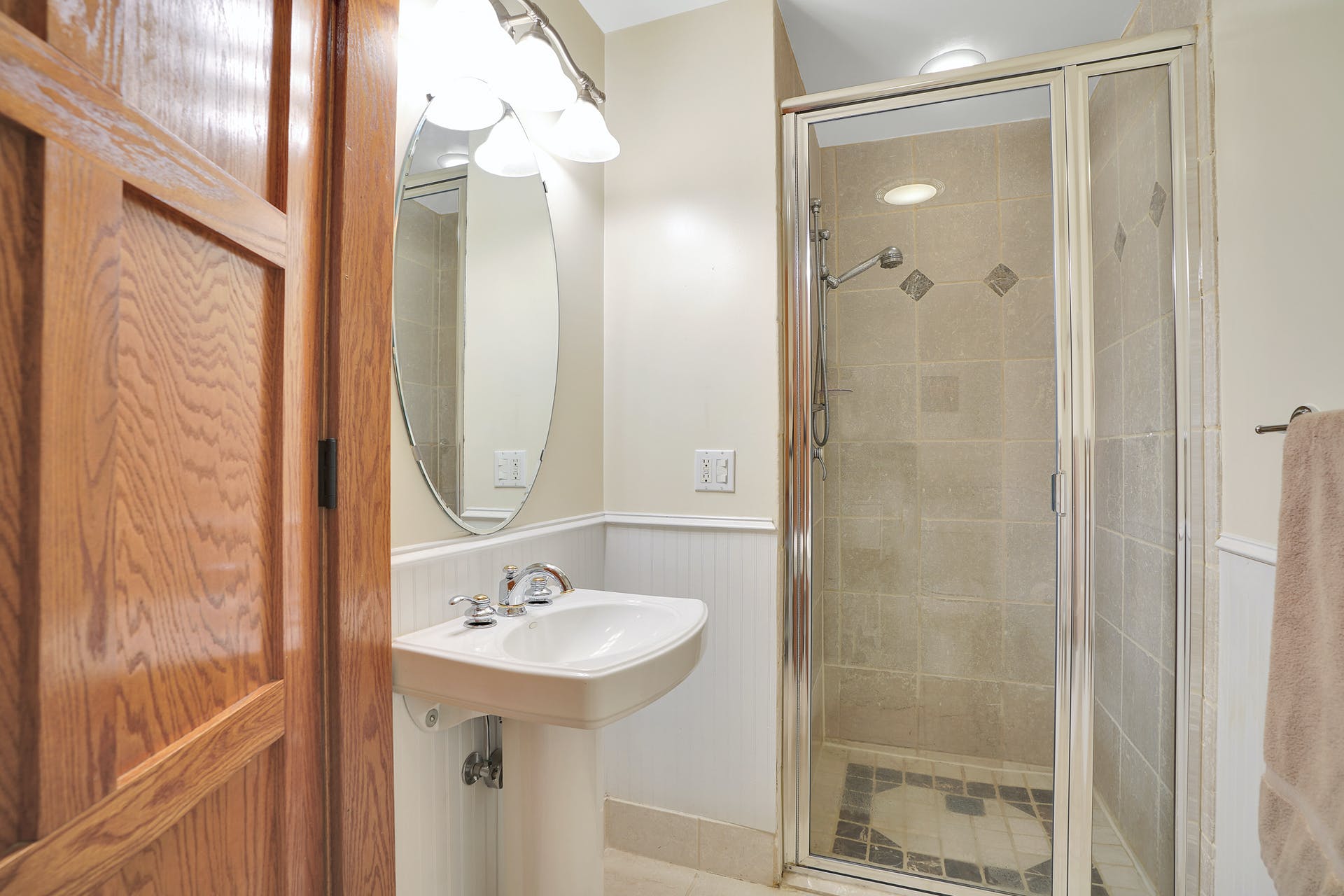 174 Washington St.  #2H