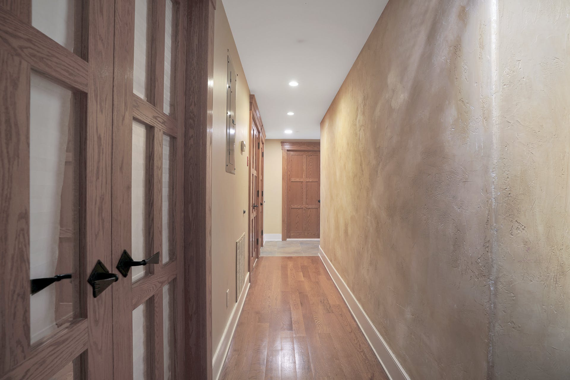 174 Washington St.  #2H