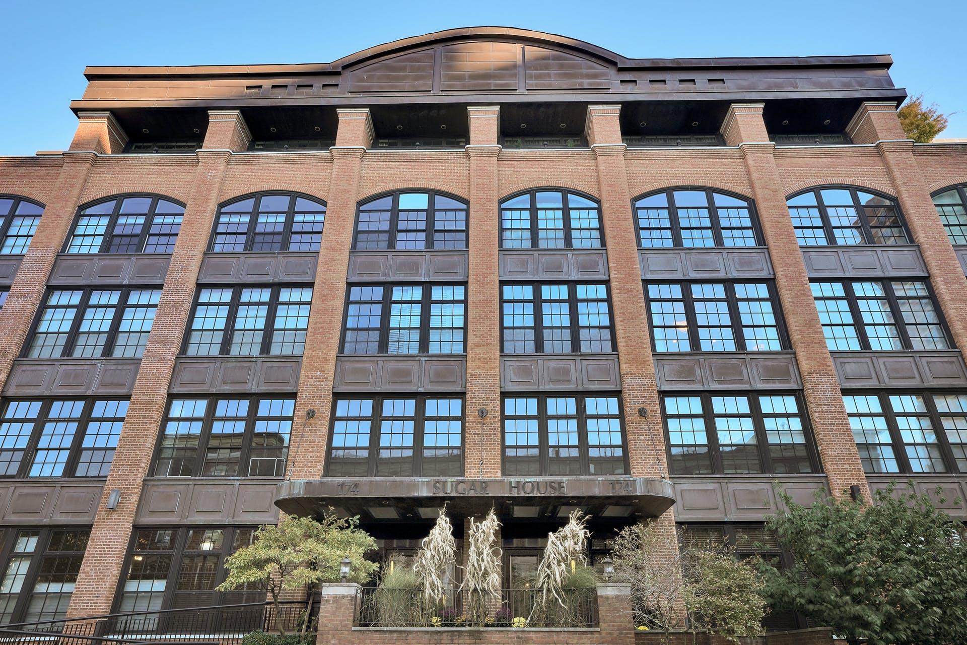 174 Washington St.  #2H