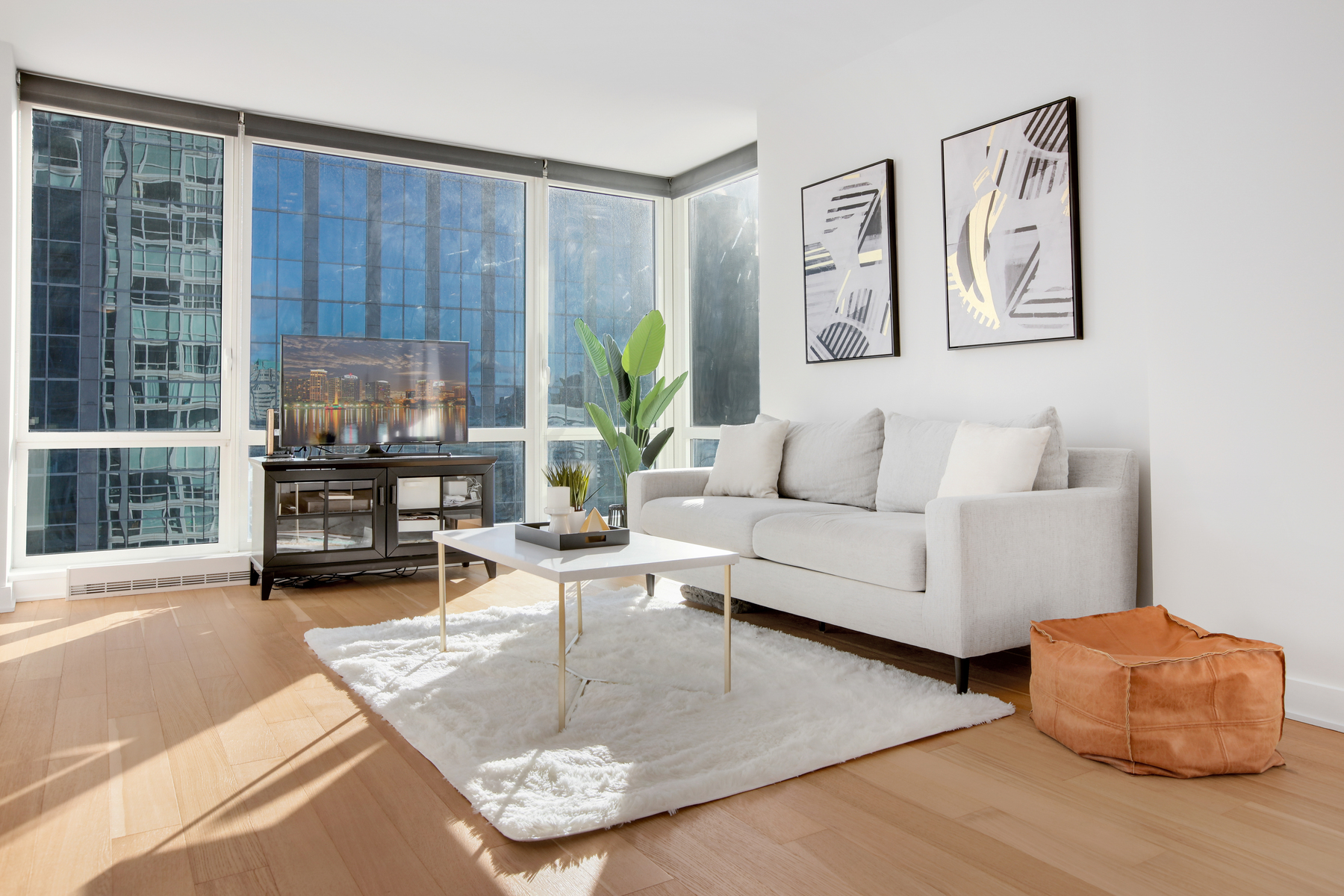 2 2nd Street, Unit 1906