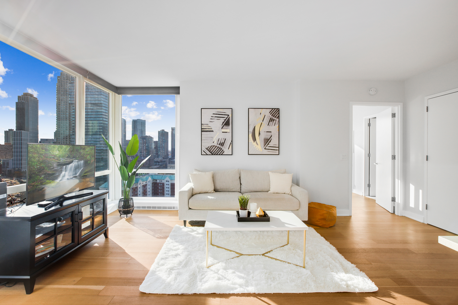 2 2nd Street, Unit 1906