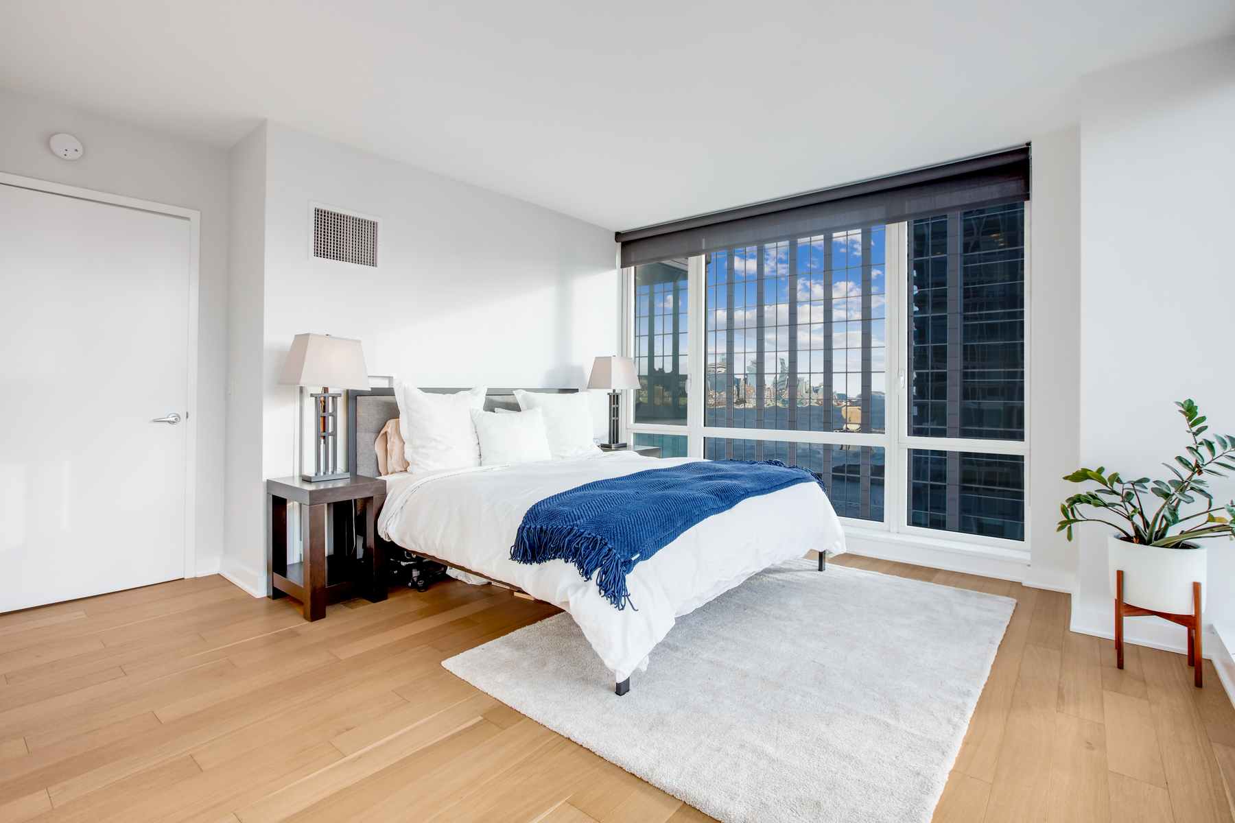 2 2nd Street, Unit 1906