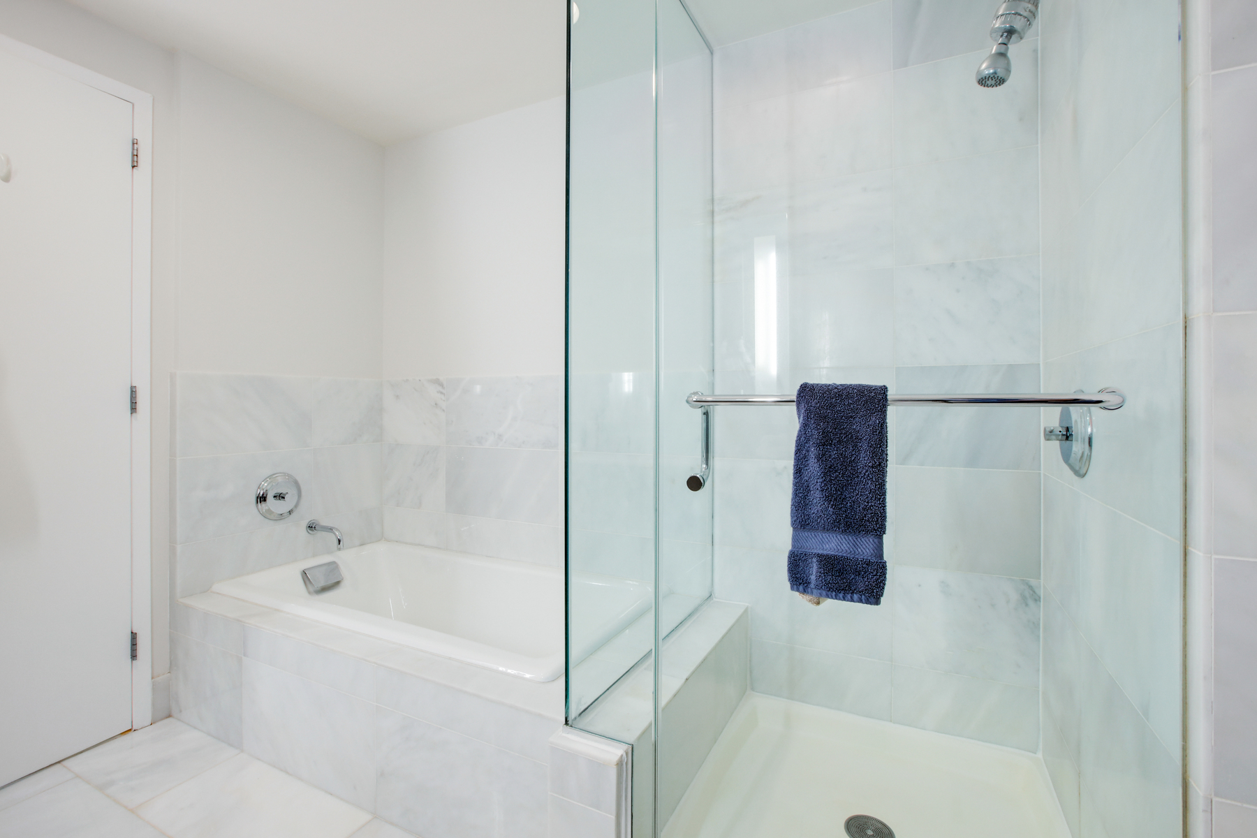 2 2nd Street, Unit 1906