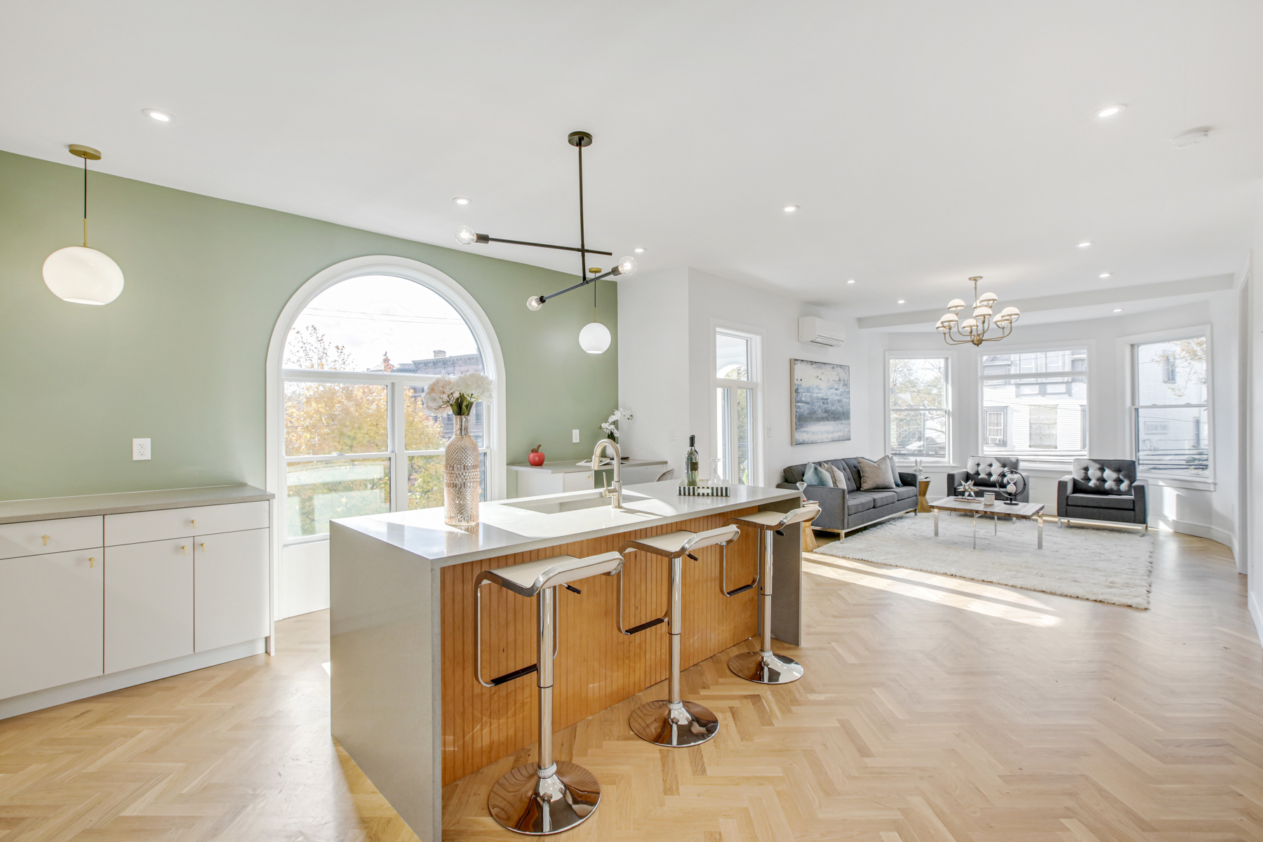 102 Summit Avenue, Unit 2