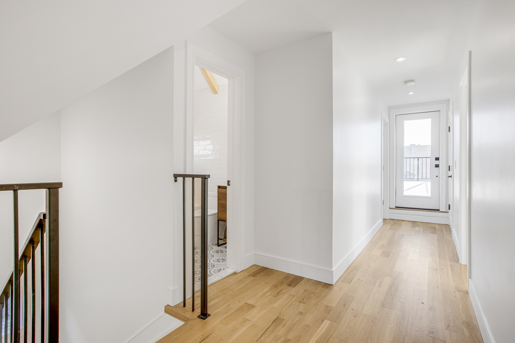102 Summit Avenue, Unit 2