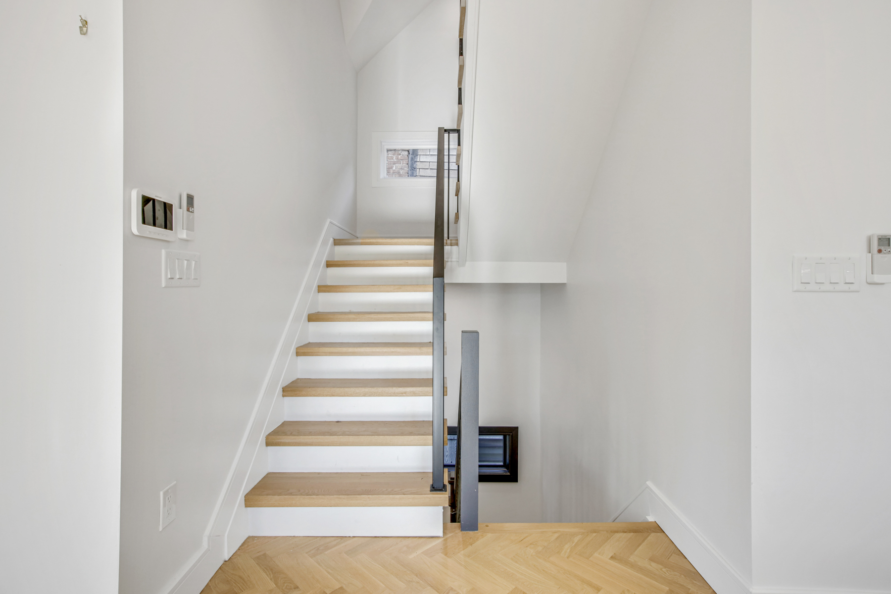 102 Summit Avenue, Unit 2