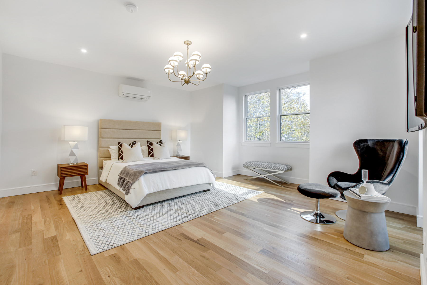 102 Summit Avenue, Unit 2