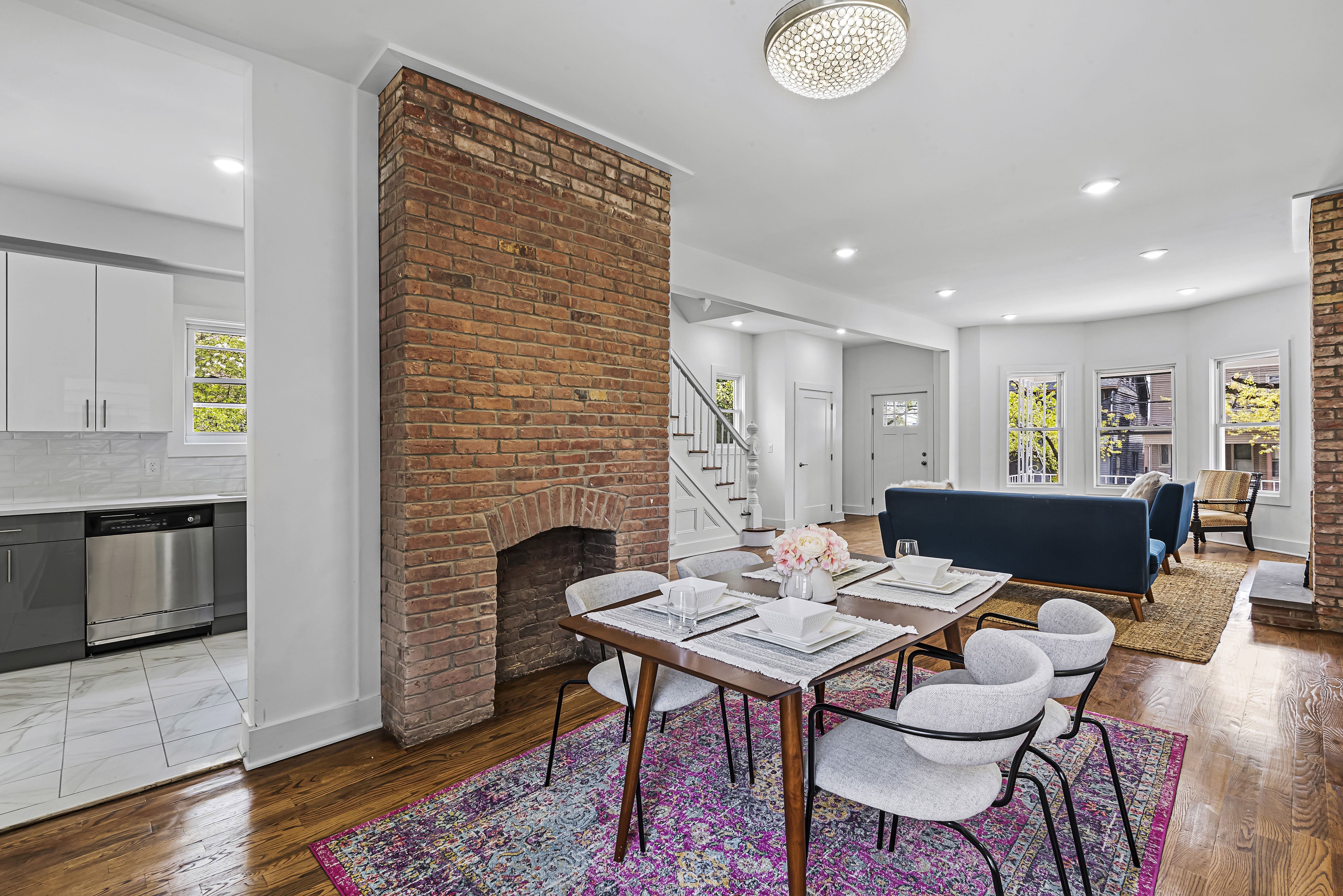 347 Arlington Ave