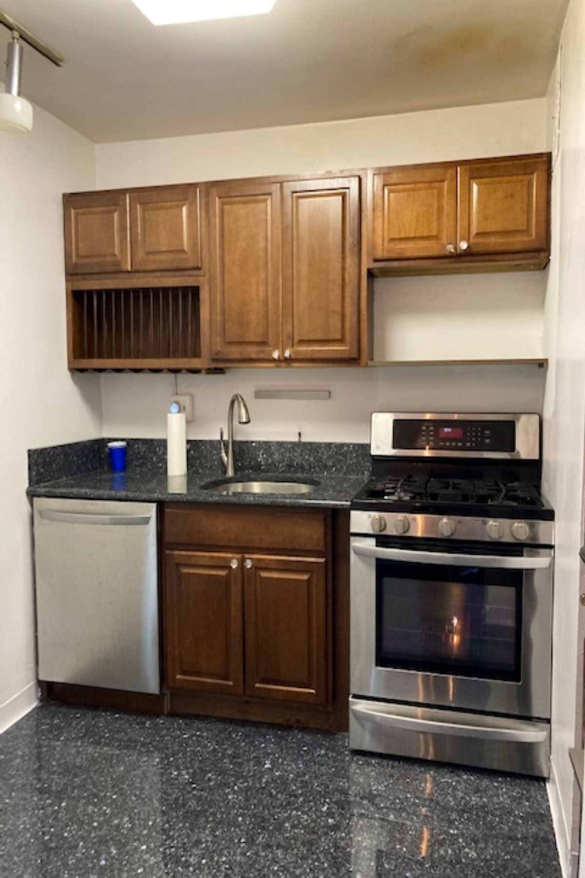 2100 Linwood Avenue 6E Mediterranean - N
