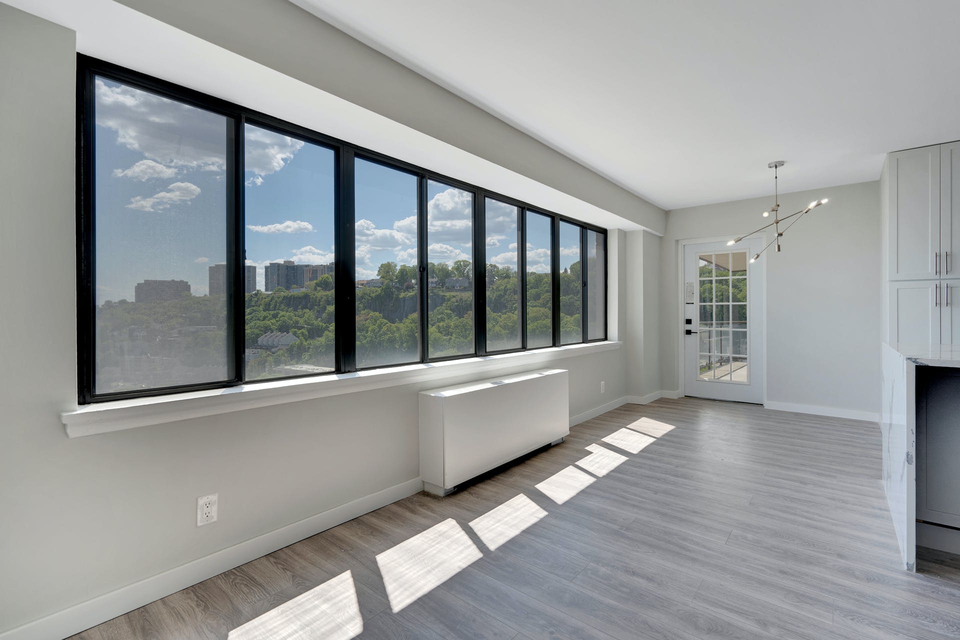 1203 River Road #18L 